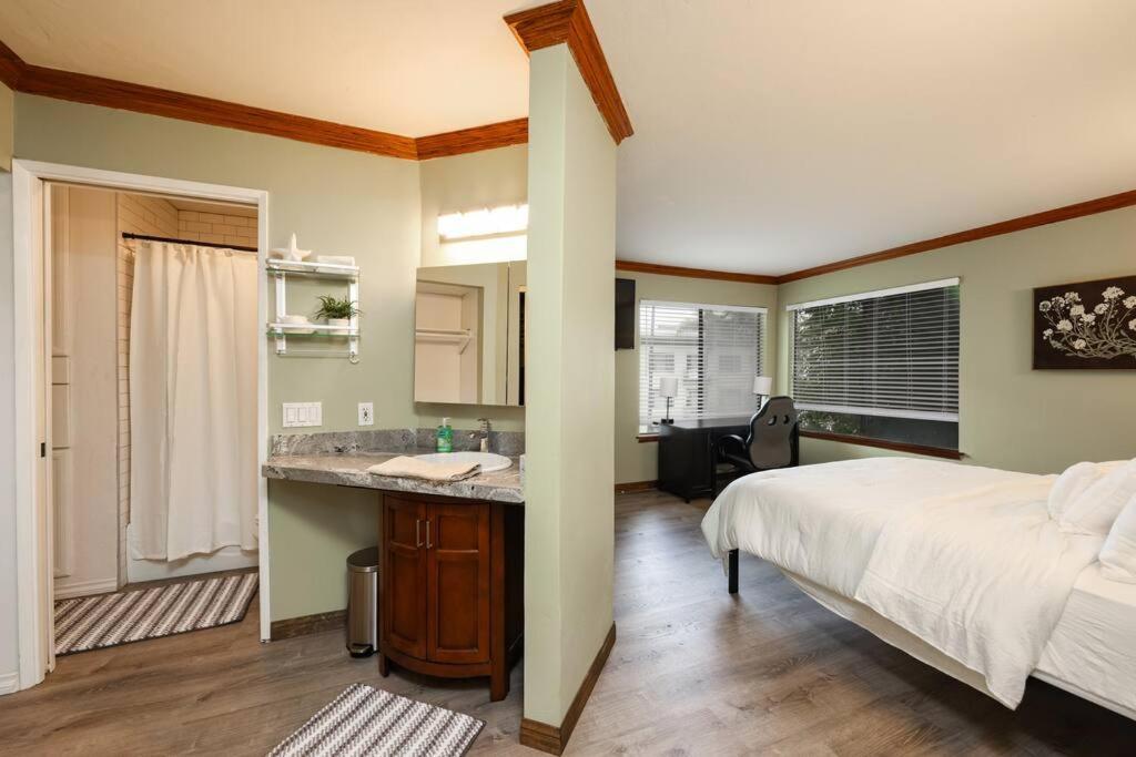 Chic Condo Steps From Petco Park Σαν Ντιέγκο Εξωτερικό φωτογραφία